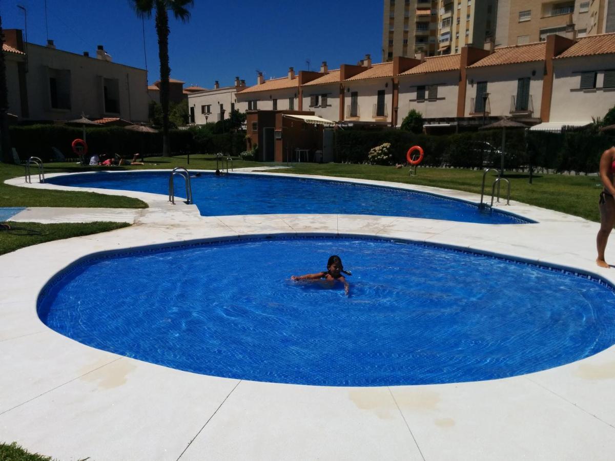 Estudio Con Piscina Y Garaje A 100 Mtr De La Playa Isla Cristina Zewnętrze zdjęcie